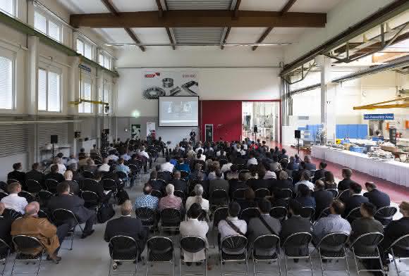 250 Bescher bei den Turbine Technology Days (TTD) Turbine Technology Days (TTD) 2015 von Walter und Starrag Group