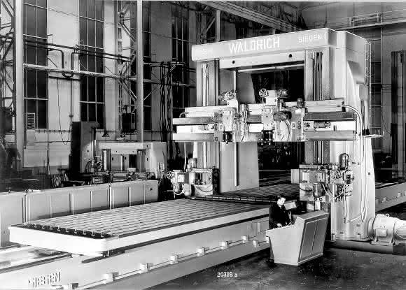 WaldrichSiegen Portalfräsmaschinentechnologie aus den 1950ern Portalfräsmaschine in den 50er Jahren