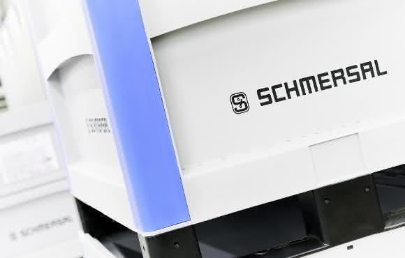 Bitobox mit Logo Schmersal-Logo auf Bitobox
