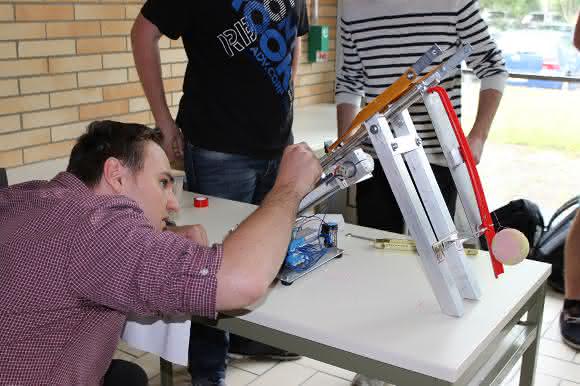 Konstruktionswettbewerb bei Schunk Konstruktionswettbewerb bei Schunk