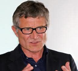 Manfred E. Neubert, Vorsitzender der Geschäftsführung SKF