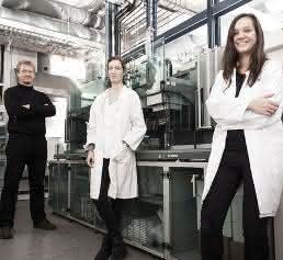 Jürgen Hubbuch, Sarah Gretzinger and Sarah Zimmermann