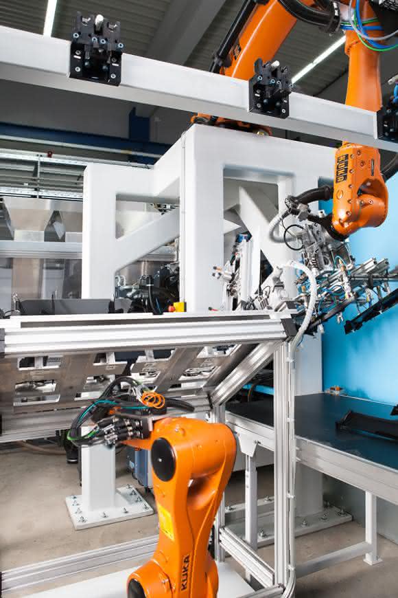 Kuka Roboter; Borscheid + Wenig