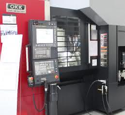 Vertikales 5-Achsen-BAZ OKK VC-X500 5-Achsen-BAZ