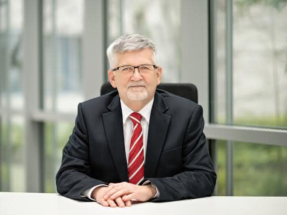 Peter Dewald, Geschäftsführer der Sage Software GmbH Peter Dewald, Geschäftsführer der Sage Software GmbH