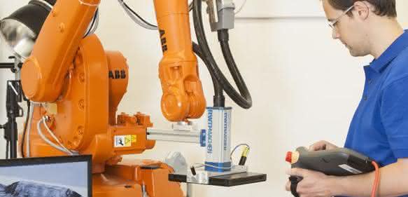 Roboterbasiertes Prüfsystem