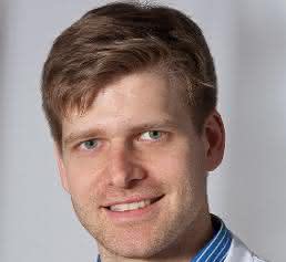 Dr. Philipp Schlegel Dr. Philipp Schlegel