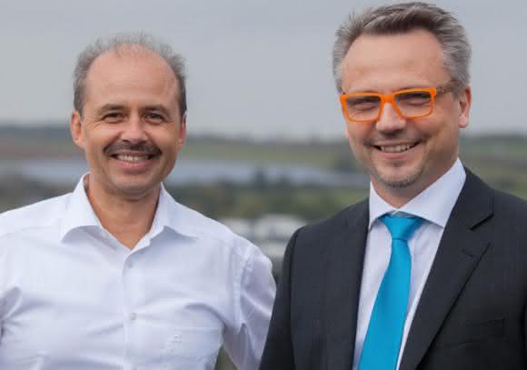 Michael Finkler (links), Vorstand der ALPHA Business Solutions AG und künftiges Mitglied der Konzerngeschäftsleitung der proALPHA Business Solutions GmbH und rechts: Dr. Friedrich Neumeyer, CEO der proALPHA Gruppe