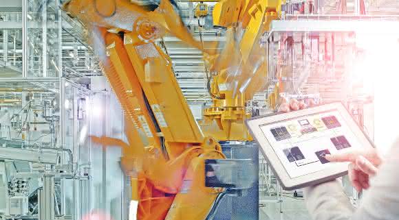 Infineon und Fraunhofer auf der Hannover Messe Sicherheitslösung für SPS-basierte Industriesteuerungen