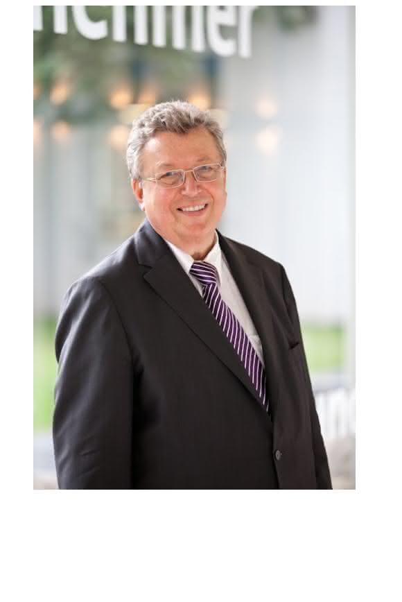 Dr. Reinhold Festge