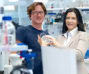 Prof. Dr. Elke Deuerling und Dr. Martin Gamerdinger.