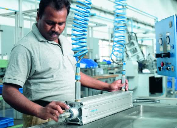 Rashmikant Joshi, General Manager Festo Indien Rashmikant Joshi, General Manager Festo Indien