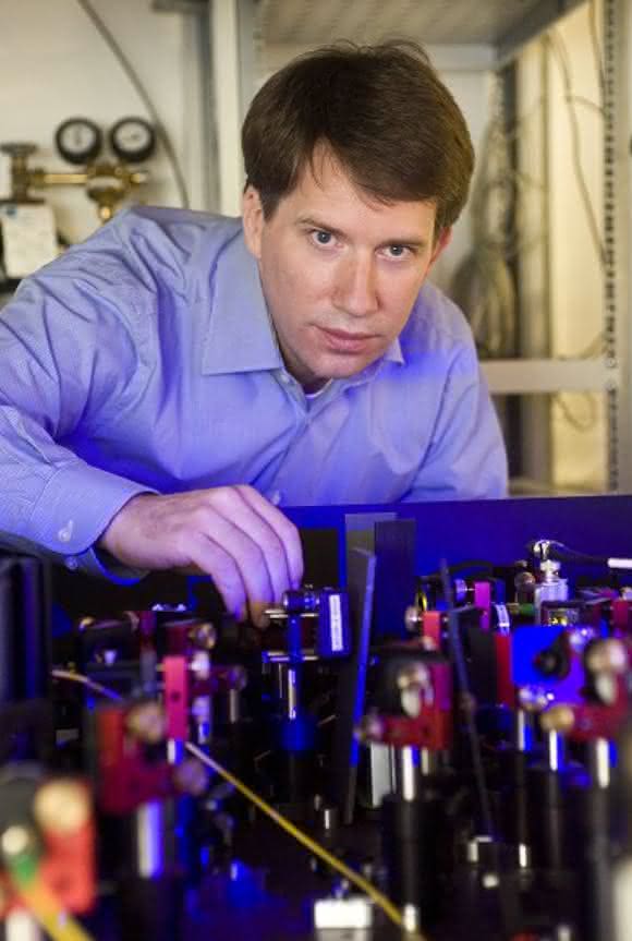 Prof. Arno Rauschenbeutel