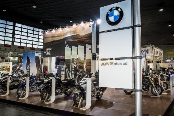 BMW auf Motorradfachmesse