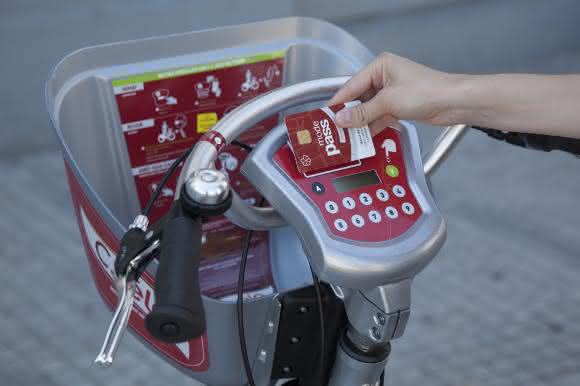 RFID-Karte und dem Smoove Box System Sperrung eines Fahrrades via RFID-Karte