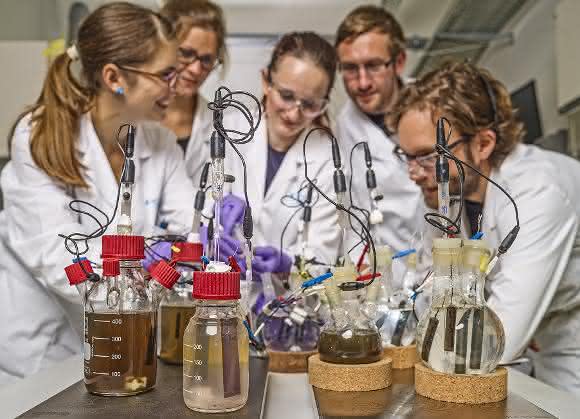Bioelektrotechnologie