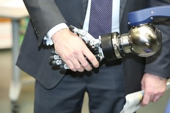 Schunk handshake