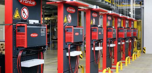 Sicherheit beim Batterieladen: Knallgas-Gefahr wird unterschätzt