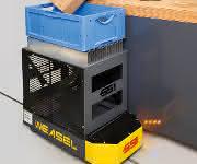 Fahrerloses Transportsystem Weasel Barrierefreies FTS: Wie ein Weasel