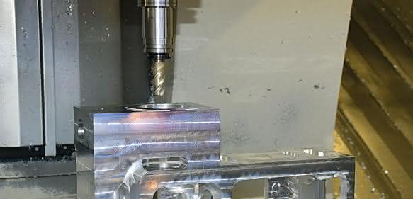 Bauteil für einen Massenspektrometer