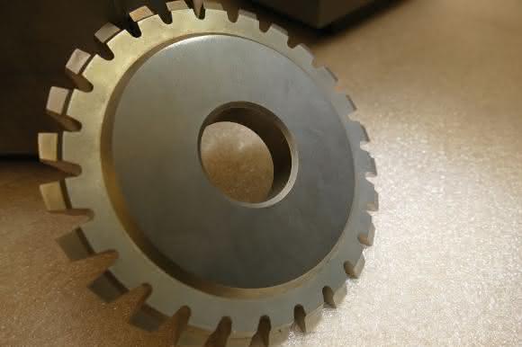 Fertig gesinterter Fräserrohling mit 200 mm Durchmesser Fertig gesinterter Fräserrohling mit 200 mm Durchmesser