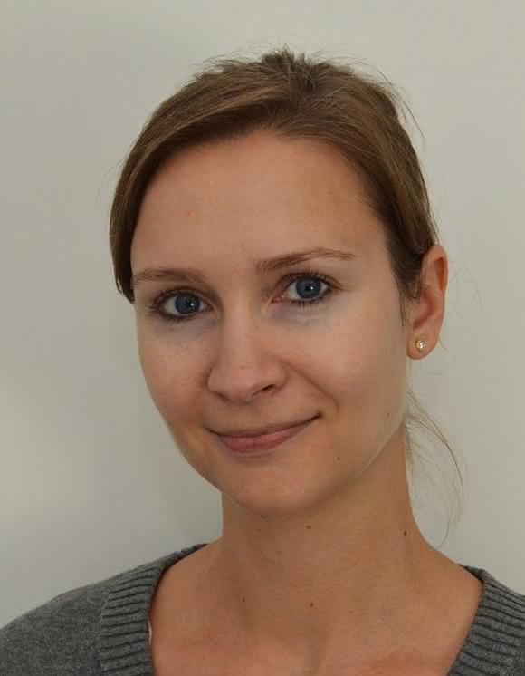 Dr. Eva Ellinghaus