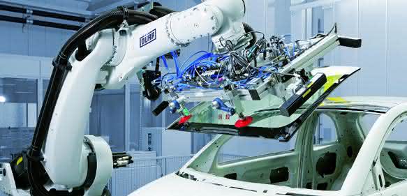 Die Chinesen greifen zu den Robotern: Verdoppelung bis 2017