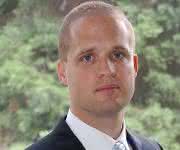 PD Dr. Arne Warth