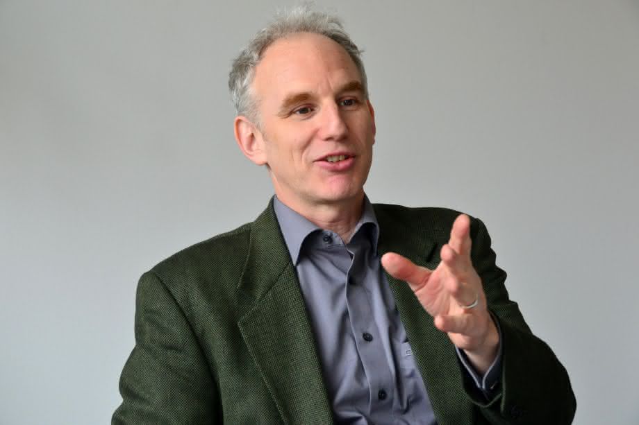 Dr. C. Thomas Simmons