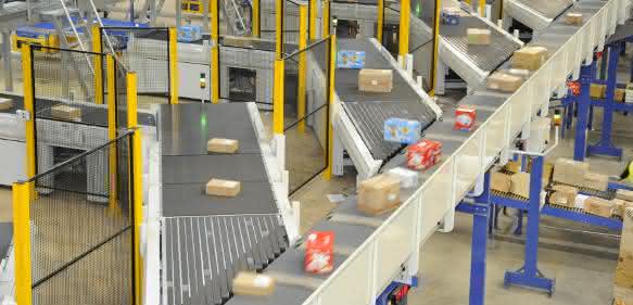 Cross Belt Sorter von Dematic