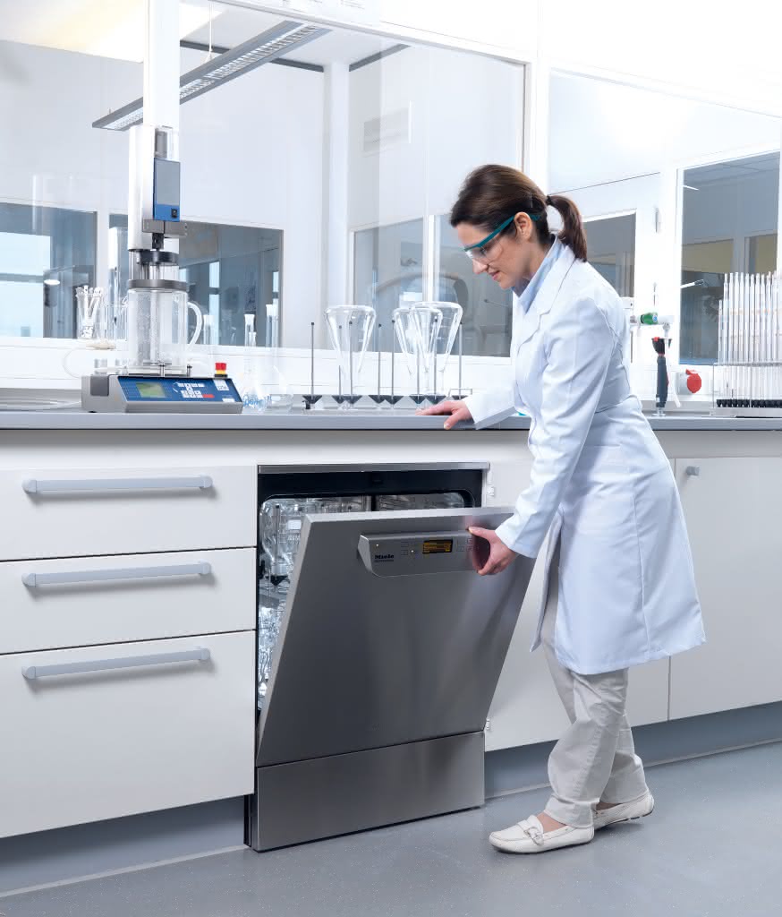 Neue Laborspüler: Mit intelligentem Spülsystem