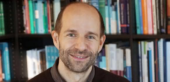Prof. Dr. Christian Hertweck Prof. Dr. Christian Hertweck