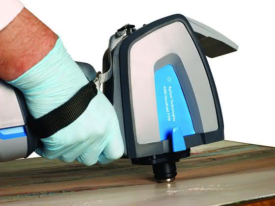 Handheld-FTIR-Spektrometer