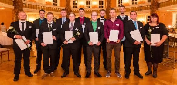 Wago-Stiftung Bad Oeynhausen Hervorragende Abschlüsse: Wago-Stiftung ehrt 48 ehemalige Azubis