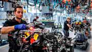 AMG gewinnt Logistik-Preis 2014: Hochleistung auch in der Logistik AMG gewinnt Logistik-Preis 2014: Hochleistung auch in der Logistik