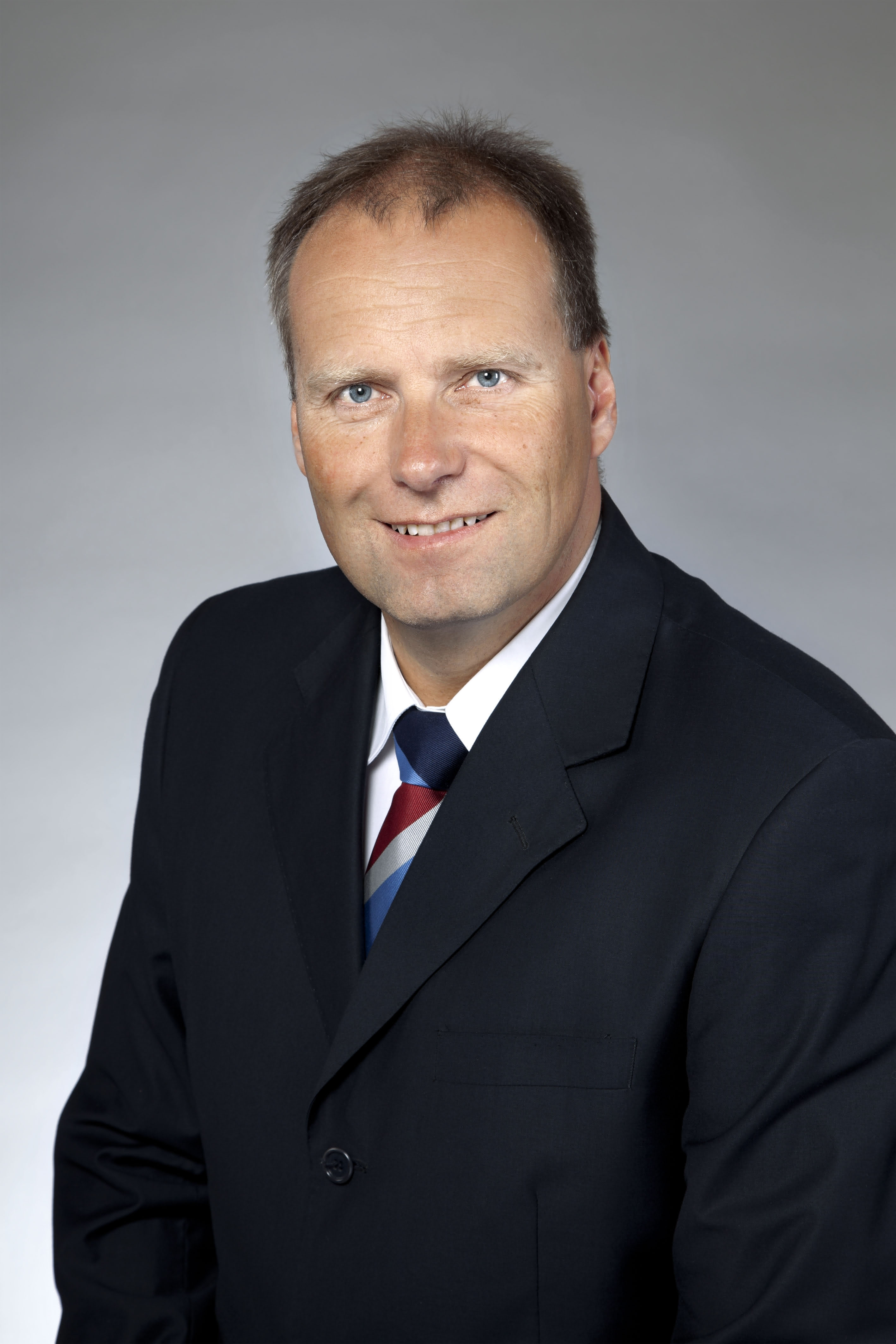 Bernhard Hoffmann im Ruhestand: Unitechnik ordnet Spitze neu