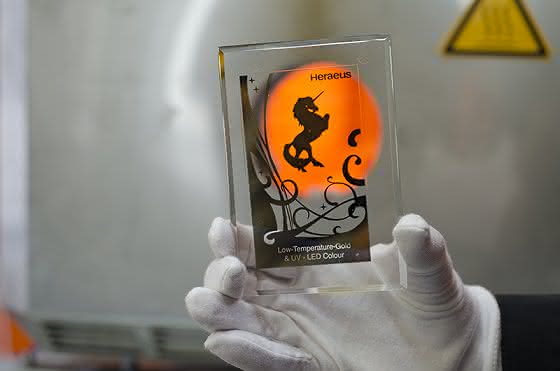 Edelmetalldekoration: „Low Temperature Gold“