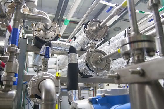 Entwickeln neuer Analysemethoden, mit denen sich chemische Prozesse direkt beobachten und verbessern lassen