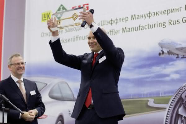 Mikhail Volkov Produktion von Kupplungen und Schaltgetriebe-Teilen: Schaeffler eröffnet erstes Werk in Russland