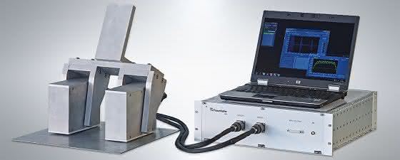 Gerät für mikromagnetische Werkstoffcharakterisierung und Ultraschall-Untersuchung