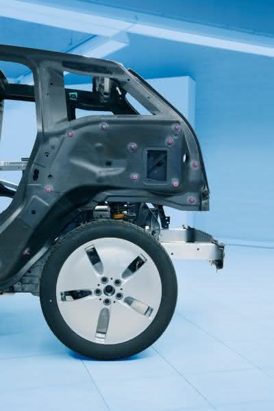 ONSERTS im BMW i3 Kombination aus Kleben und Schrauben: Delo und Böllhoff bringen Leichtbau-Fügeverfahren auf den Markt