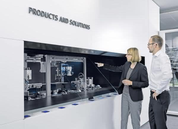 Thema Energieeffizienz im Fokus: Festo eröffnet Ausstellung "Experience Energy Efficiency" Thema Energieeffizienz im Fokus: Festo eröffnet Ausstellung "Experience Energy Efficiency"