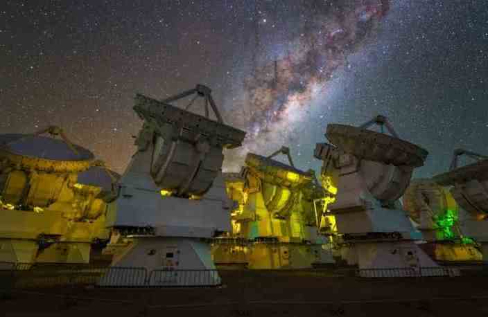 Interstellares Molekül: Astronomen entdecken iso-Propylcyanid