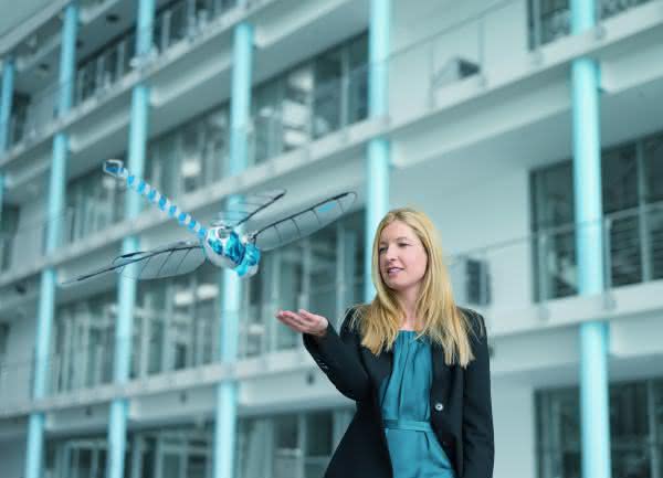 Festo Bionic Opter Impulse für die Technik: Festo zeigt fliegende Quallen