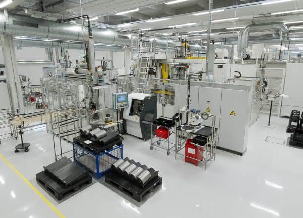Siemens-Werk Produktionslinie E-Motoren Synchronmaschine für elektrischen Hinterachsantrieb als erstes Produkt: Siemens eröffnet neue E-Motorenproduktion