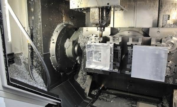 RUF-Brikettierpresse: Rentabilität der Aluminium-Fertigung erhöht