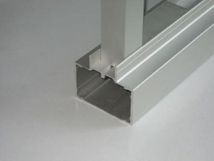 Technicoll 94-Reihe von Ruderer 2-K-Klebstoffe: Blanke Metalle kleben