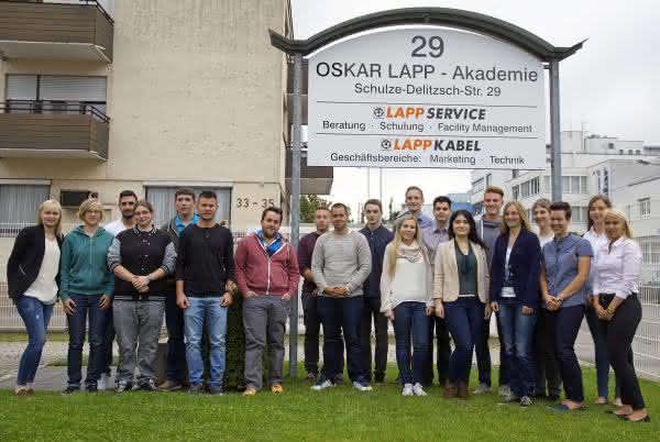 Kabelexperte bietet 11 Ausbildungsberufe und Studiengänge: 19 Azubis starten bei Lapp Kabelexperte bietet 11 Ausbildungsberufe und Studiengänge: 19 Azubis starten bei Lapp