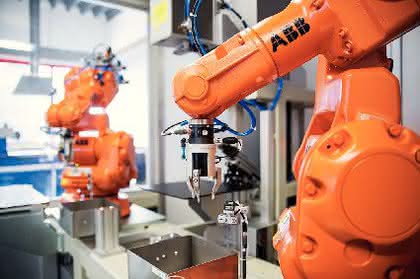 Roboter: Feinfühlig wie ein Glasbläser Roboter: Feinfühlig wie ein Glasbläser