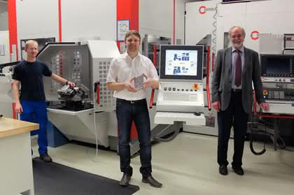 5-Achsen-CNC-Hochleistungs-Bearbeitungszentren vom Typ C 30 U plus Roboter- und Werkstückmagazinsystem RS2